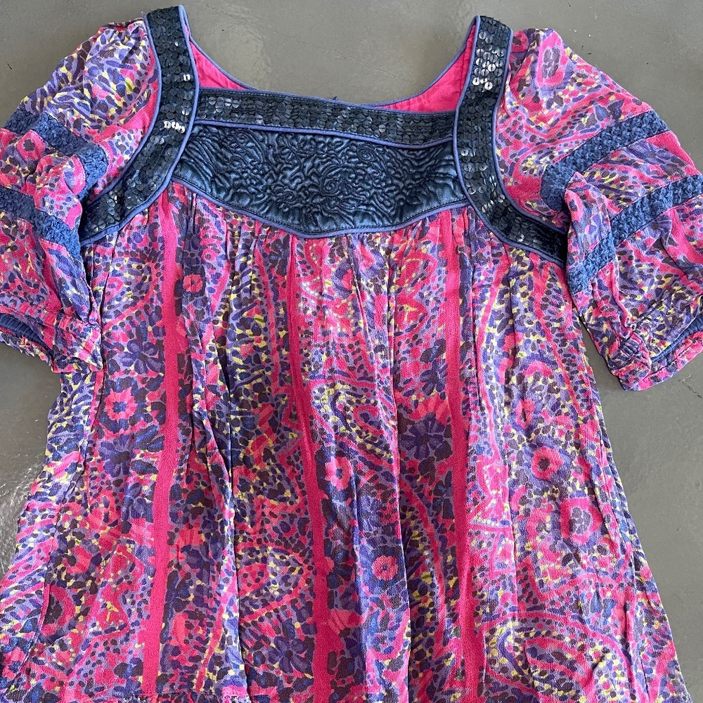 Monsoon tunic top
